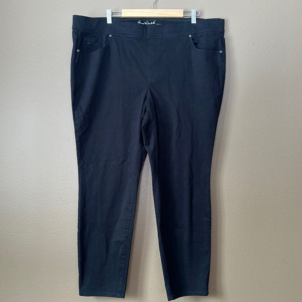 Women’s Glora Vanderbilt pull on jeggings; size 22W
